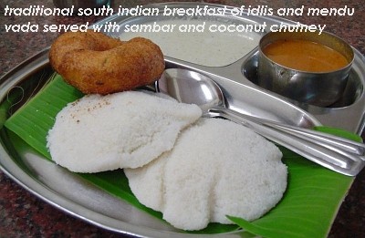 south-indian-breakfast-idli-mendu-vada-sambar-chutney