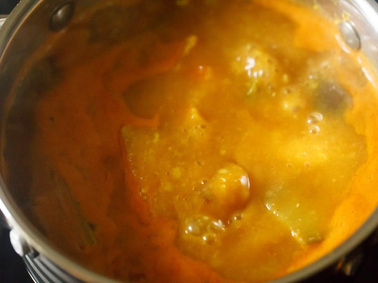 sambar simmering