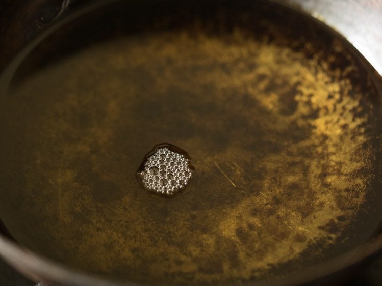 heat oil in a pan