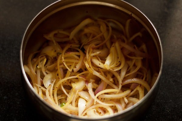 onions spices mixture for onion pakora recipe