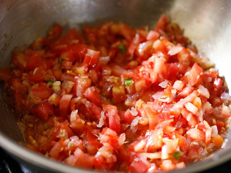 sauté tomatoes