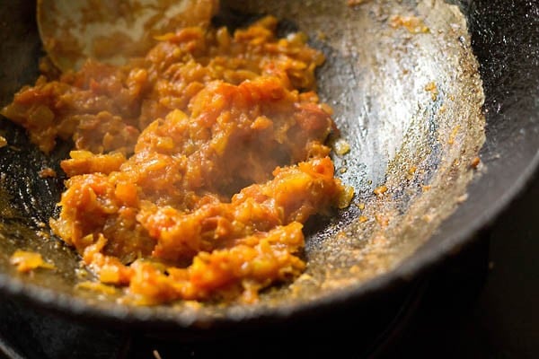 masala mixture in the pan