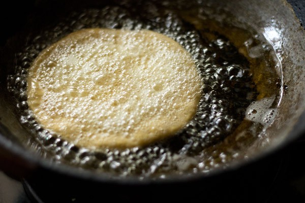 frying masala pooris