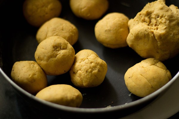 divide masala puri dough into balls