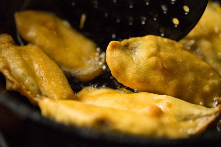 banana bajji recipe, vazhakkai bajji recipe