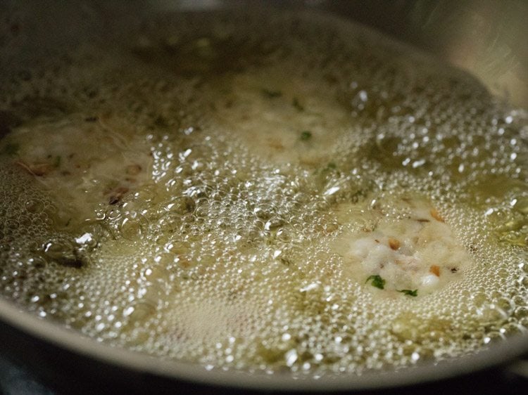 making sabudana vada recipe