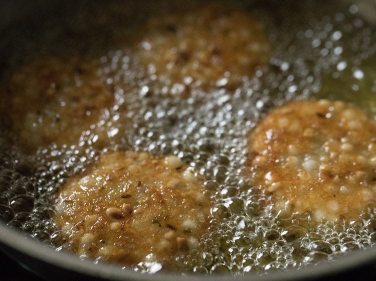 making sabudana vada recipe