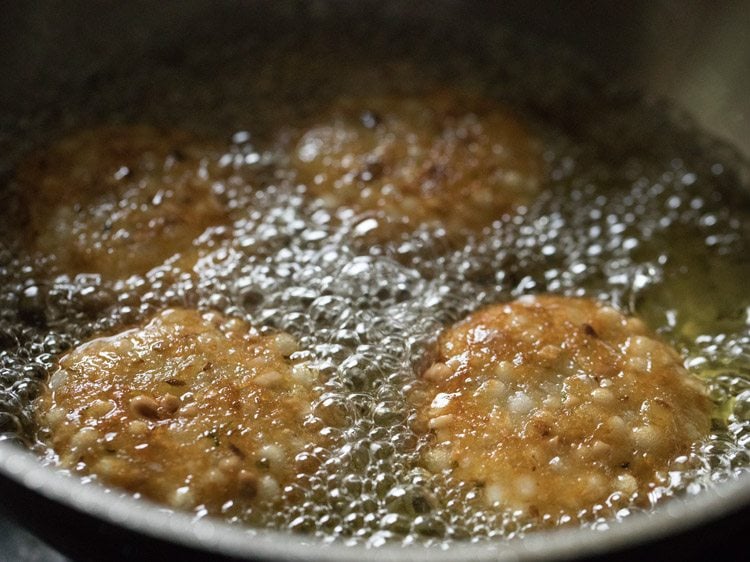 making sabudana vada recipe