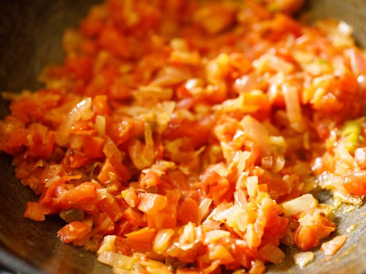 making Mumbai pav bhaji recipe