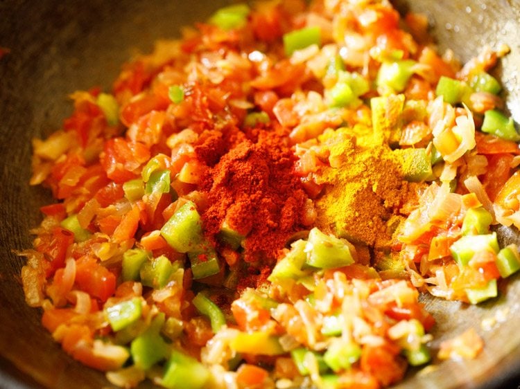 making Mumbai pav bhaji recipe