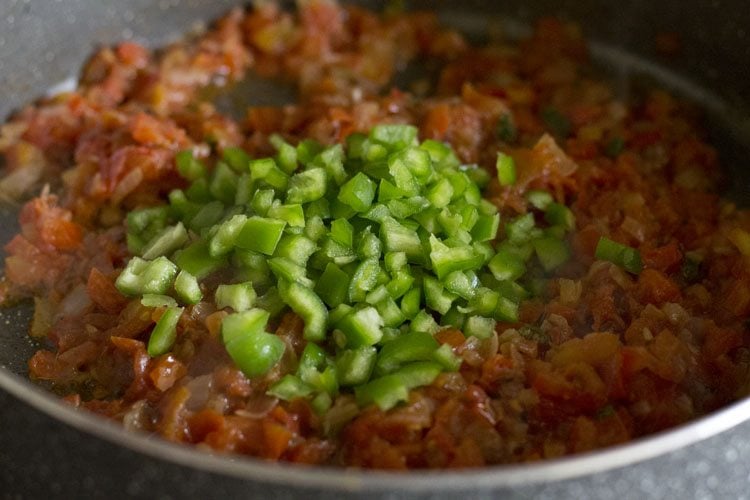 chopped capsicum added