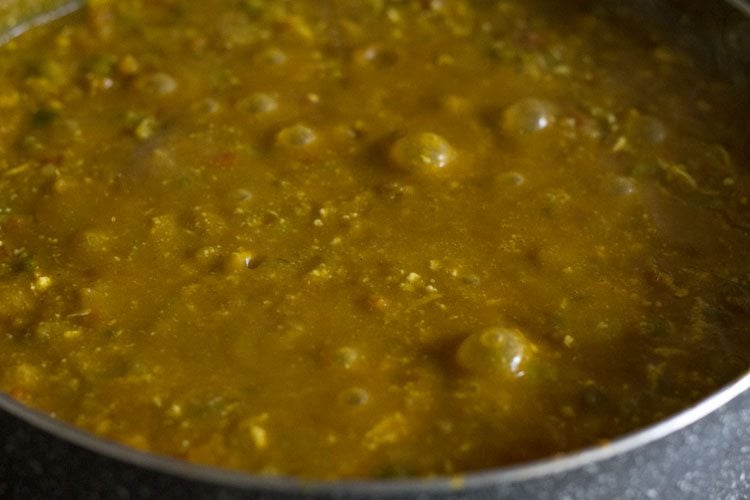 simmer paneer pav bhaji for some more minutes