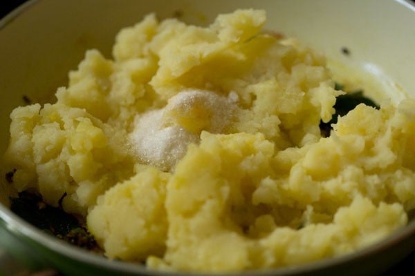 salt added to mashed potatoes