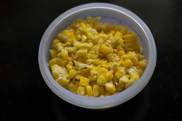 cooked sweet corn kernels in a bowl