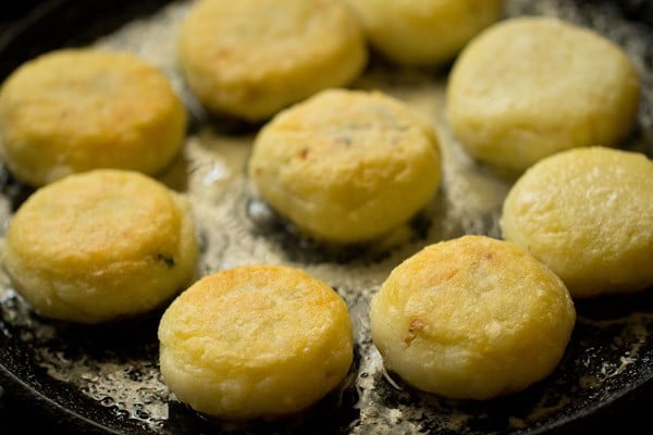 frying farali patties on tawa