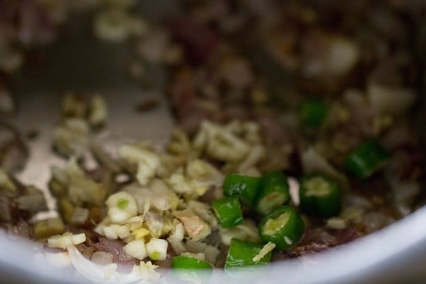 ginger, garlic, green chillies in cooker