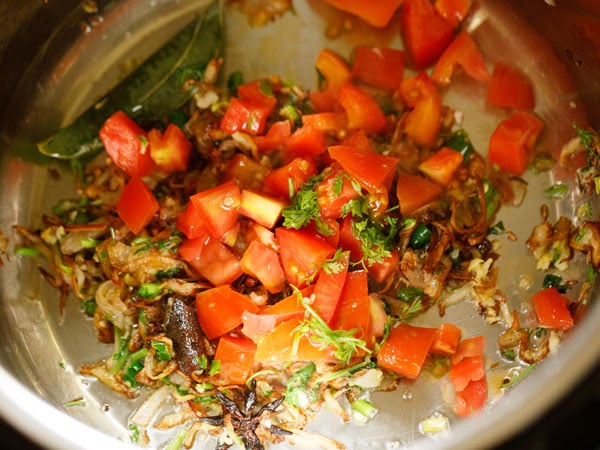 chopped tomatoes added to instant pot