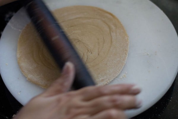 roll the paratha into 7 inches