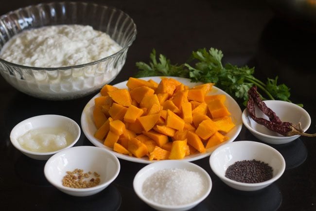 Ingrediënten voor mango raita