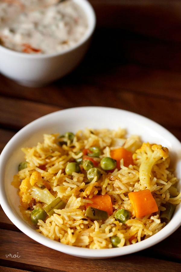 spicy one pot pulav recipe, how to make spicy veg pulao