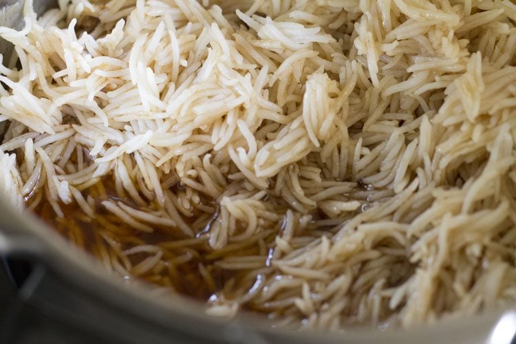 jaggery water mixing with rice