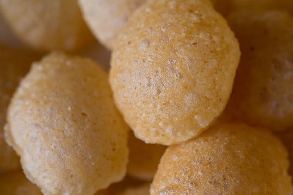 suji Ke golgappe texture closeup photo