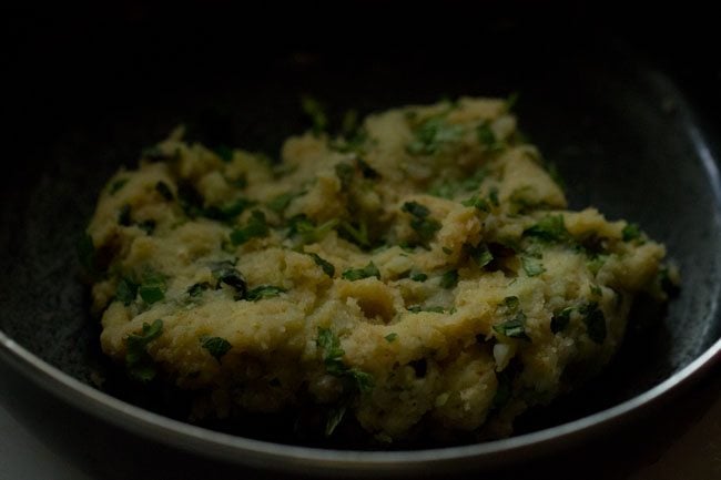 potato stuffing ready to make bread pakora