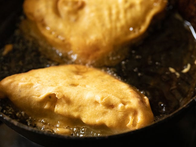 frying bread pakora