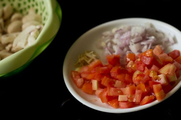 chopped mushrooms, onion and tomatoes