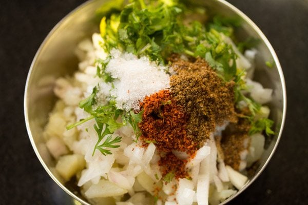 Pani Puri 16 spices added to potatoes