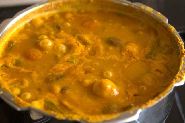 prepared Kerala sambar in the cooker