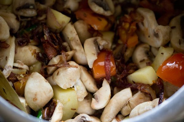 sauteing mushrooms