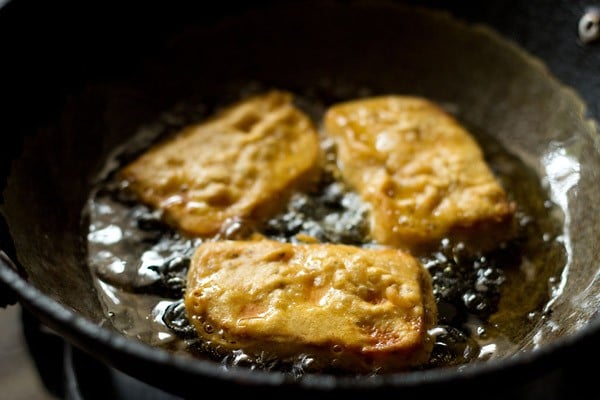 frying bread bajji 