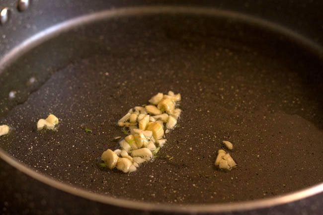 sauteing garlic in olive oil