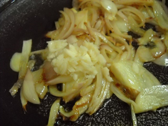 crushed garlic added to the onions. 