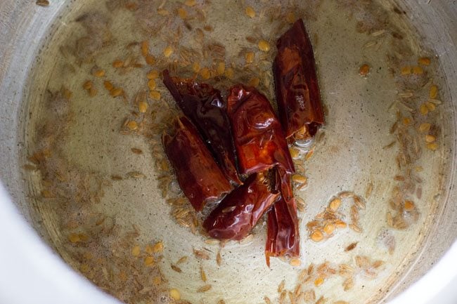 frying dry red chilies