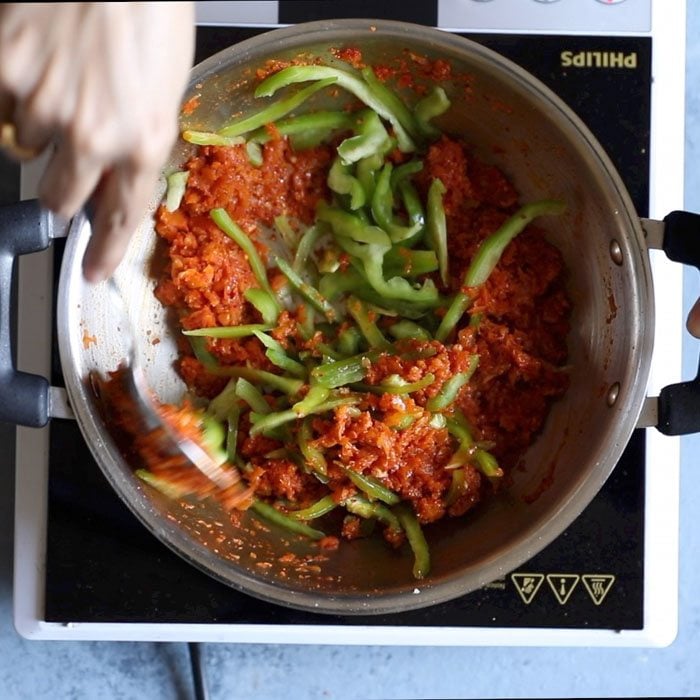 sautéing capsicum 