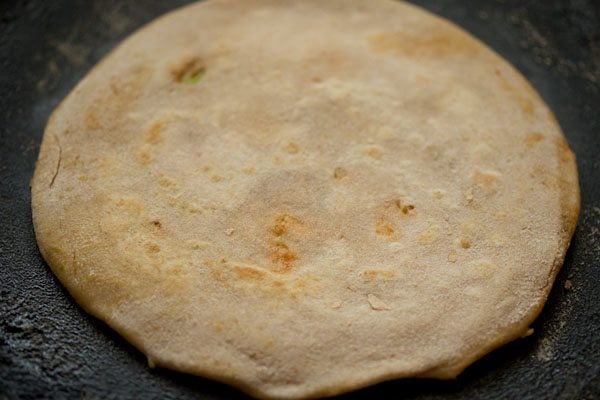 gobi paratha flipped