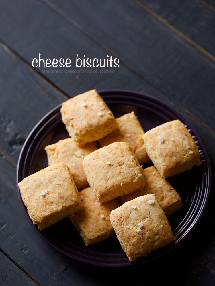 cheese biscuits in a black bowl