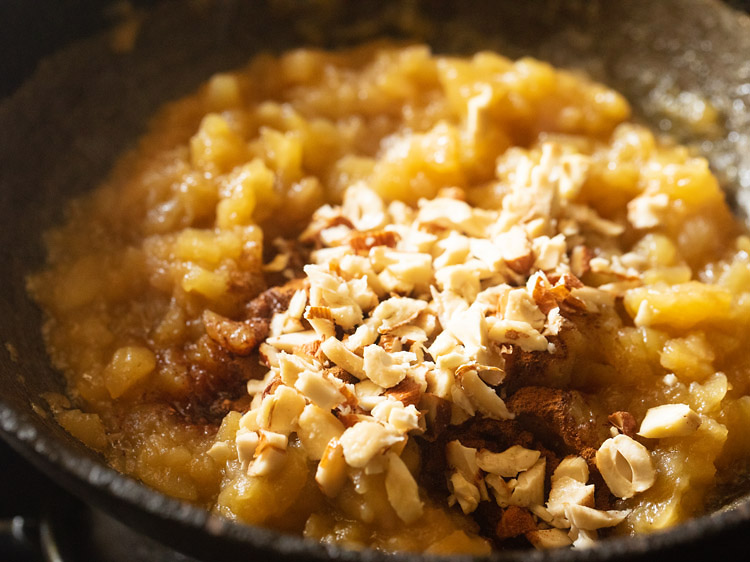 chopped dry fruits added to halwa mixture