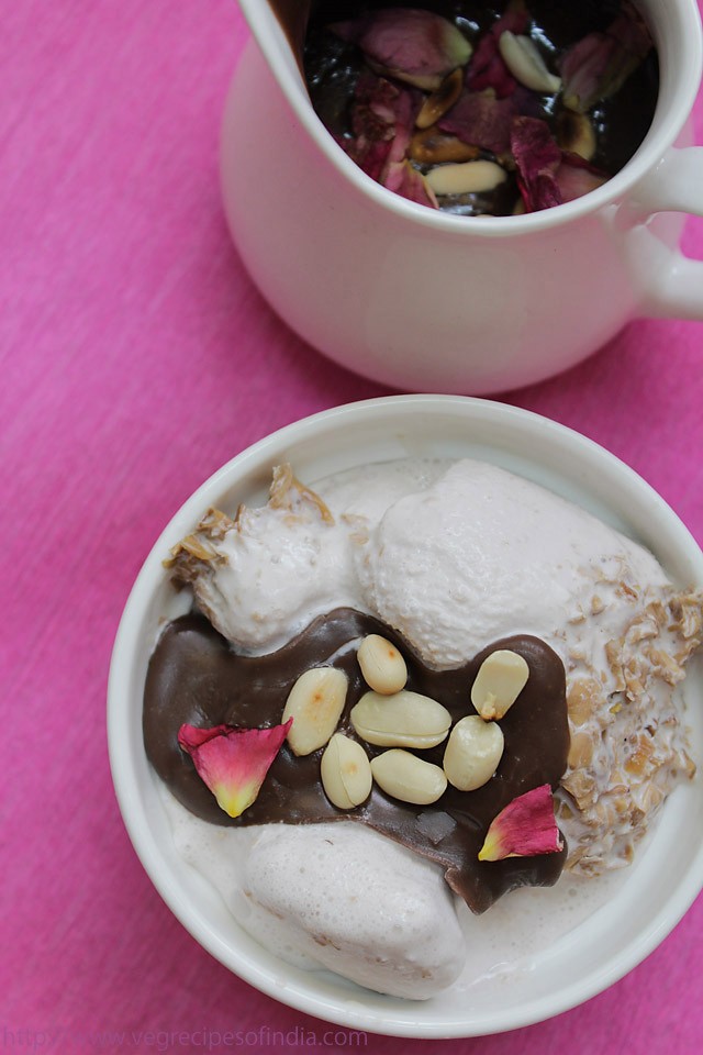pomegranate gulkand ice cream recipe with chocolate sauce