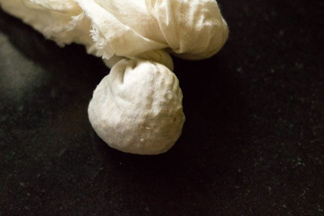 spices bundled in muslin cloth