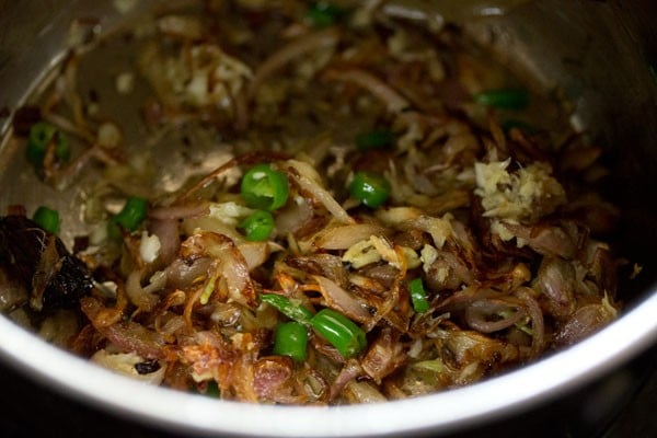 sauteing ginger garlic paste