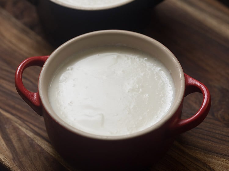 homemade set curd in the bowls.