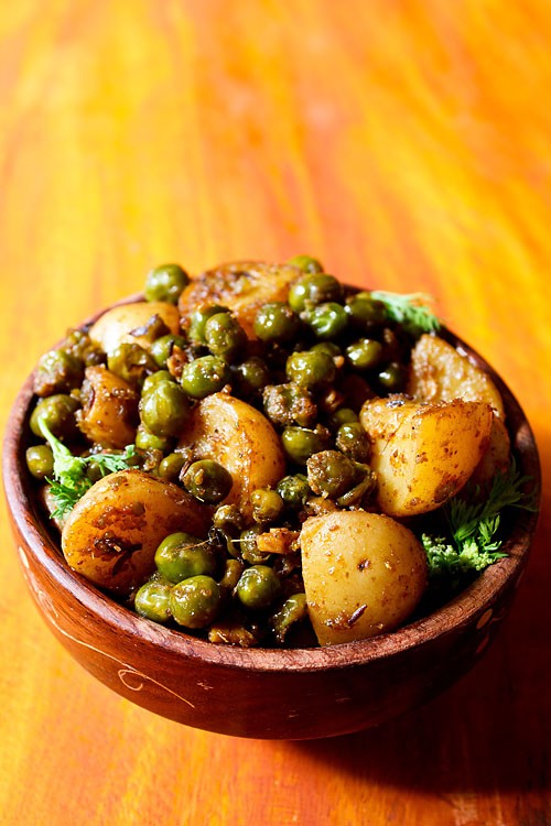 dry-aloo-matar