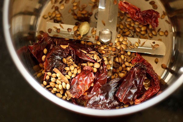 roasted spices added in a grinder jar