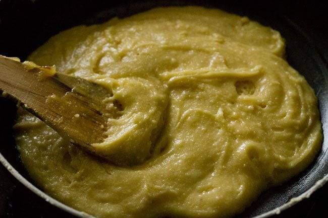 cooked badam halwa in the pan