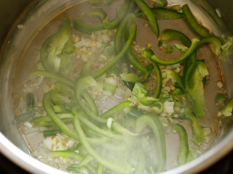 adding ⅓ to ½ cup thinly sliced capsicum