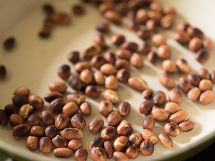 roasted peanuts in the pan