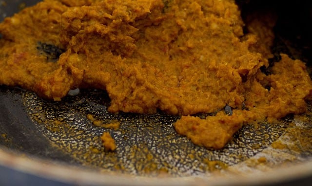 frying the Punjabi dum aloo recipe